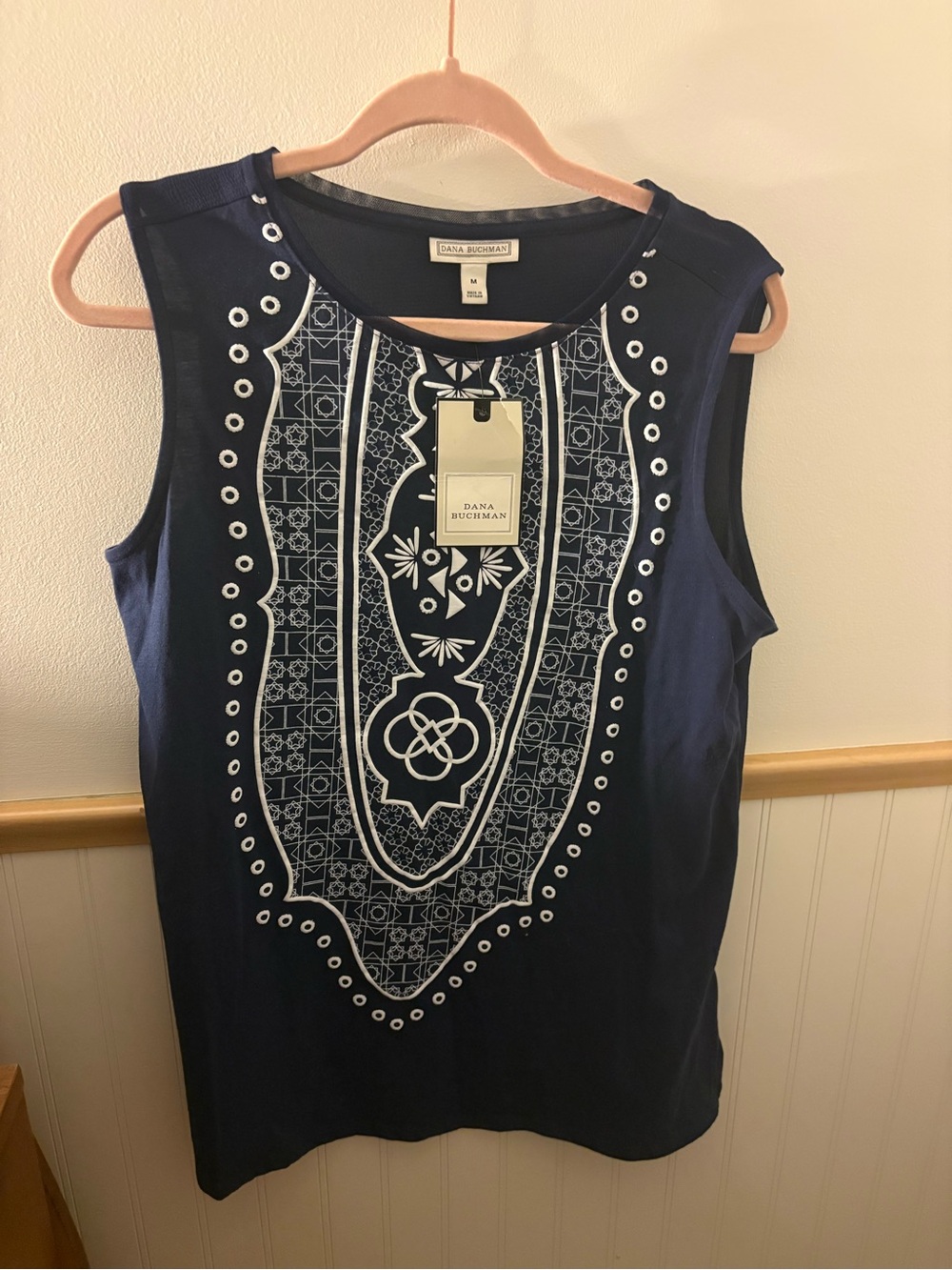 Dana Buchman Women’s Sleeveless Top – Size Medium – NWT